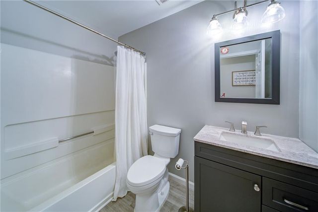 5715 Kennemore Drive, Alpharetta, GA 30004