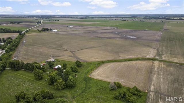 5238 N State Route 157, Edwardsville, IL 62025