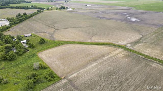 5238 N State Route 157, Edwardsville, IL 62025