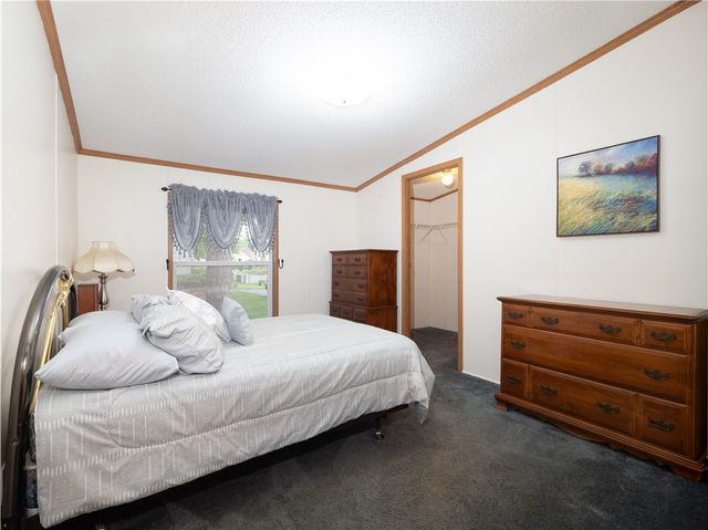 5 Kelly Lane, Coventry, RI 02816