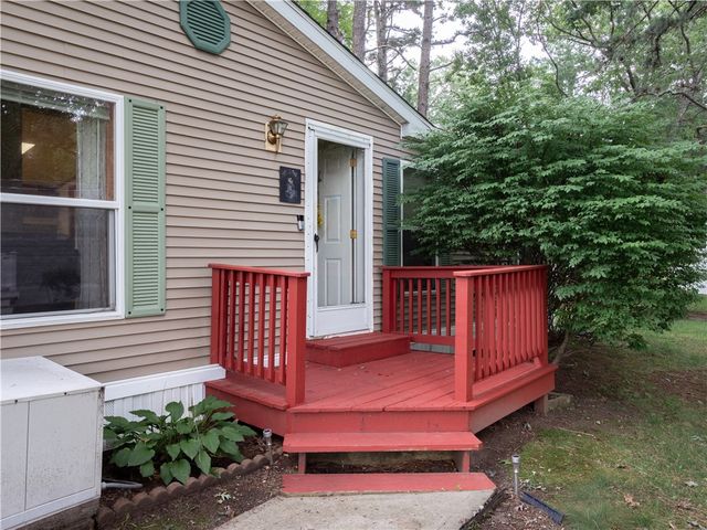 5 Kelly Lane, Coventry, RI 02816