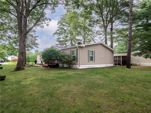 5 Kelly Lane, Coventry, RI 02816
