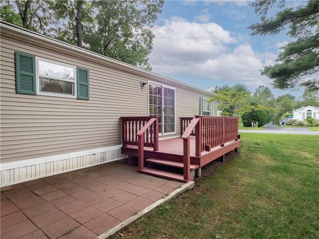 5 Kelly Lane, Coventry, RI 02816