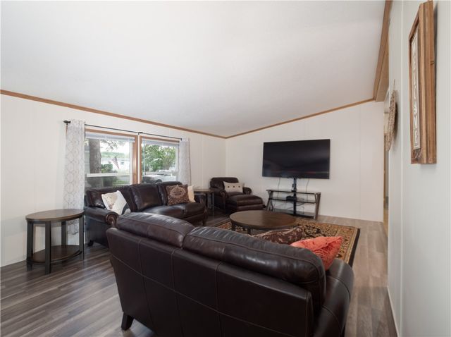 5 Kelly Lane, Coventry, RI 02816