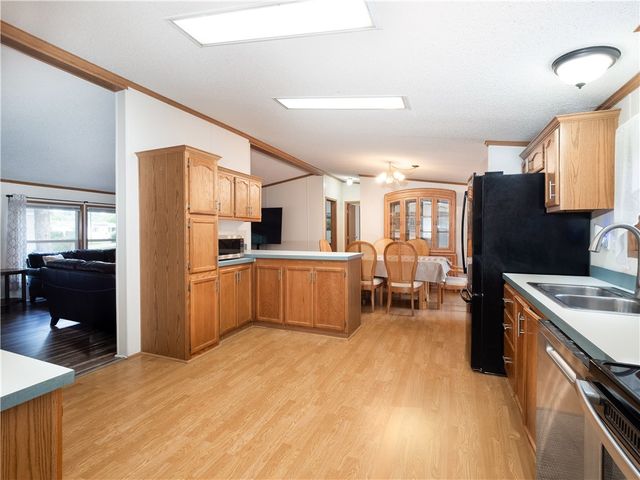 5 Kelly Lane, Coventry, RI 02816
