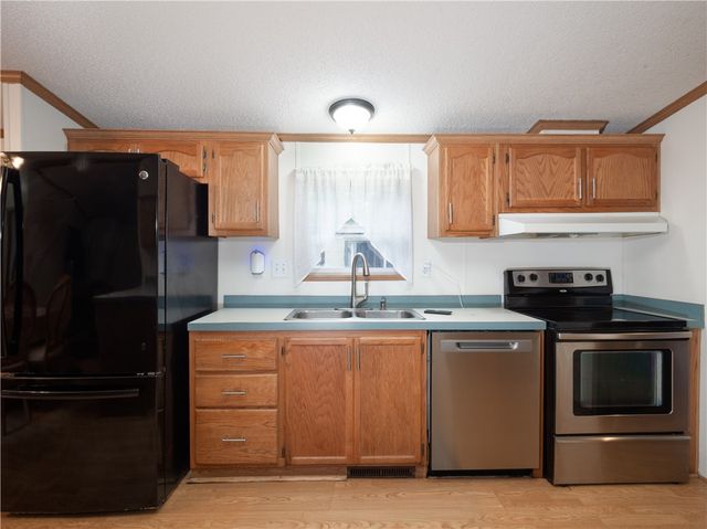 5 Kelly Lane, Coventry, RI 02816