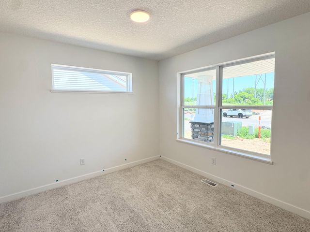 8559 Farmstead Avenue NE, Monticello, MN 55362