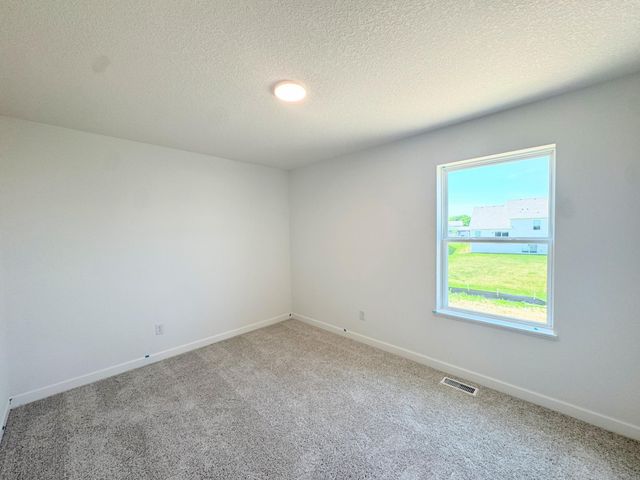 8559 Farmstead Avenue NE, Monticello, MN 55362
