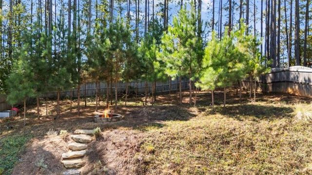 128 Floating Leaf Way, Dallas, GA 30132