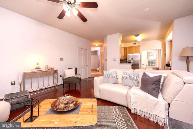 16000 PENNSBURY DR, Bowie, MD 20716