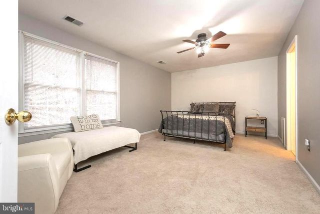 16000 PENNSBURY DR, Bowie, MD 20716