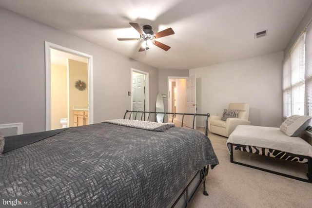 16000 PENNSBURY DR, Bowie, MD 20716