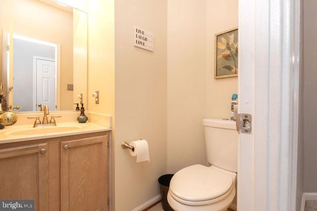 16000 PENNSBURY DR, Bowie, MD 20716