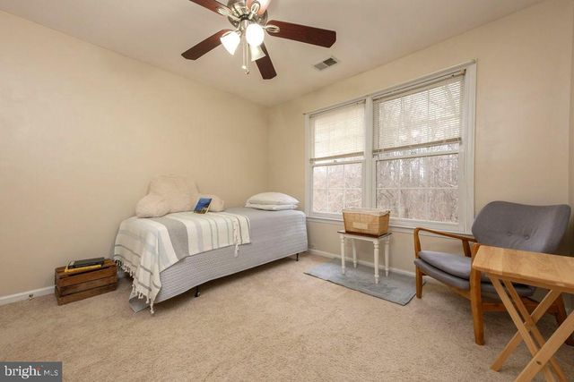 16000 PENNSBURY DR, Bowie, MD 20716