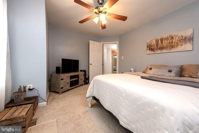 16000 PENNSBURY DR, Bowie, MD 20716