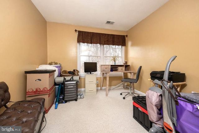 16000 PENNSBURY DR, Bowie, MD 20716