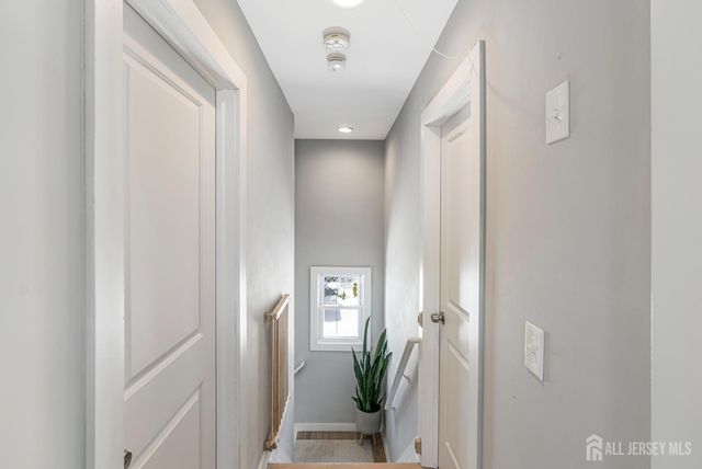 51 Dartmouth Street, Edison, NJ 08837