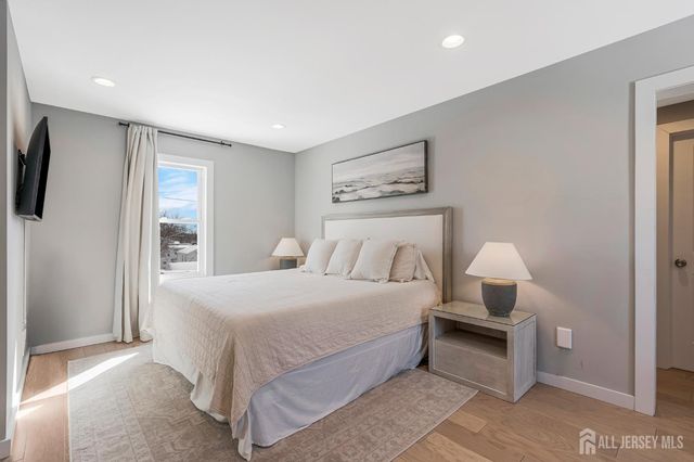 51 Dartmouth Street, Edison, NJ 08837