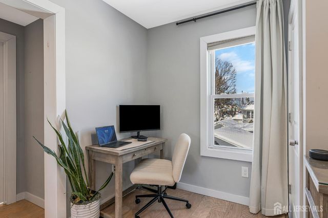 51 Dartmouth Street, Edison, NJ 08837