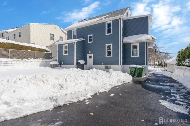 51 Dartmouth Street, Edison, NJ 08837