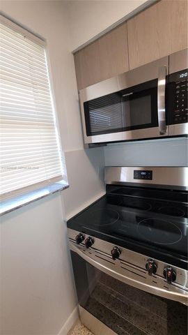 34 E 21st St 11, Hialeah, FL 33010
