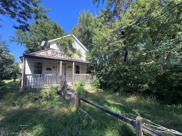 5053 Pershing Avenue, Cleveland, OH 44127