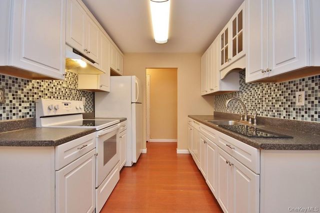 362 Sierra Vista Lane, Valley Cottage, NY 10989