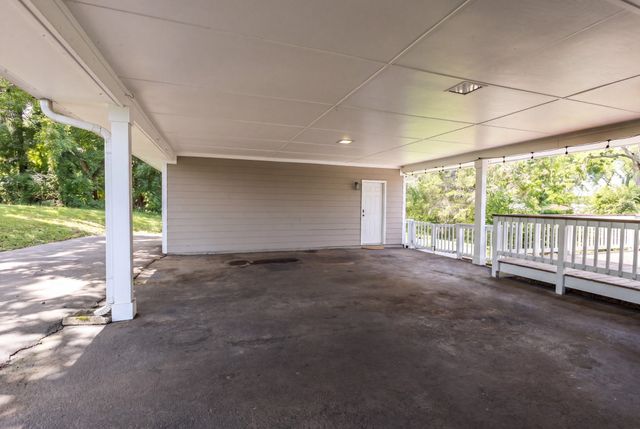 210 Elnora Ct, Hendersonville, TN 37075