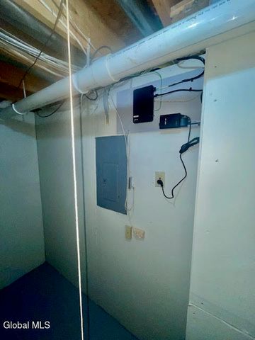 188 Harvard Road, Watervliet, NY 12189