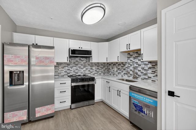 9538 OAKHURST DR, Columbia, MD 21046