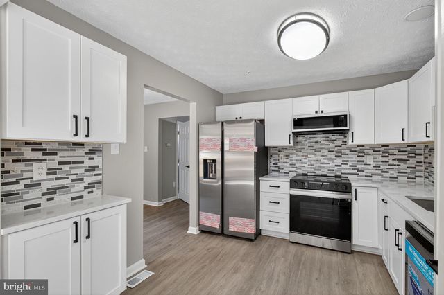 9538 OAKHURST DR, Columbia, MD 21046