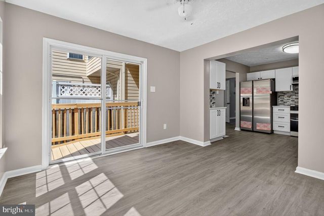 9538 OAKHURST DR, Columbia, MD 21046