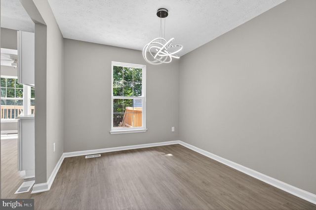 9538 OAKHURST DR, Columbia, MD 21046