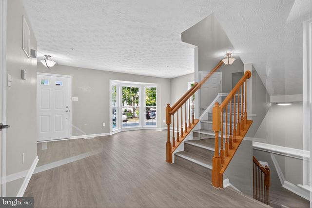 9538 OAKHURST DR, Columbia, MD 21046