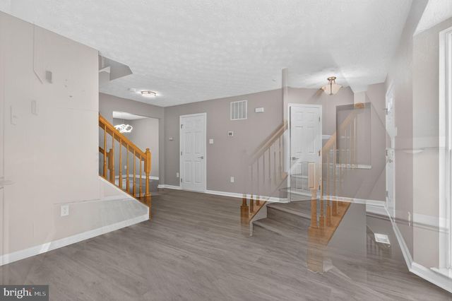 9538 OAKHURST DR, Columbia, MD 21046