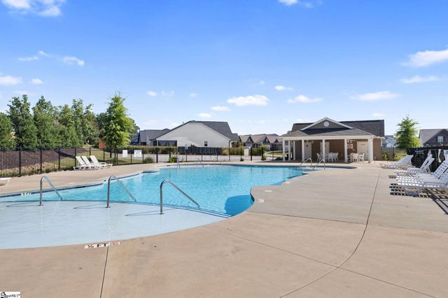 1373 Romany Court, Boiling Springs, SC 29316