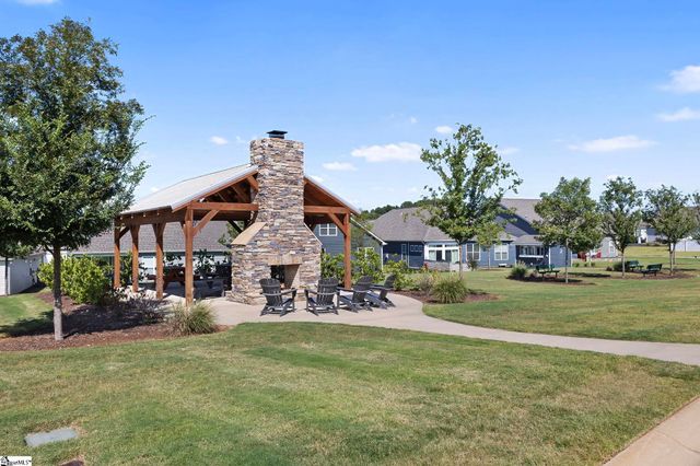 1373 Romany Court, Boiling Springs, SC 29316