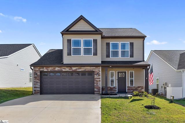 1373 Romany Court, Boiling Springs, SC 29316