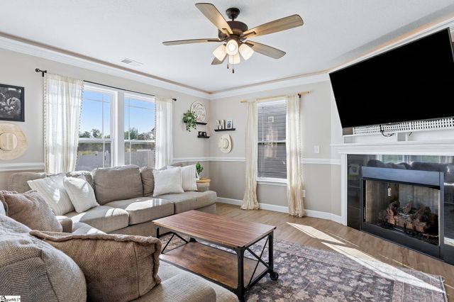 1373 Romany Court, Boiling Springs, SC 29316