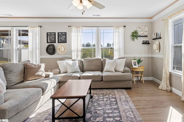 1373 Romany Court, Boiling Springs, SC 29316