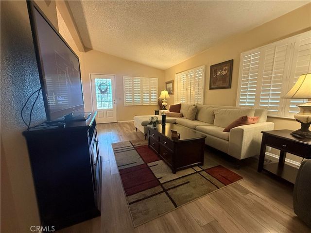 31130 S General Kearny 153, Temecula, CA 92591