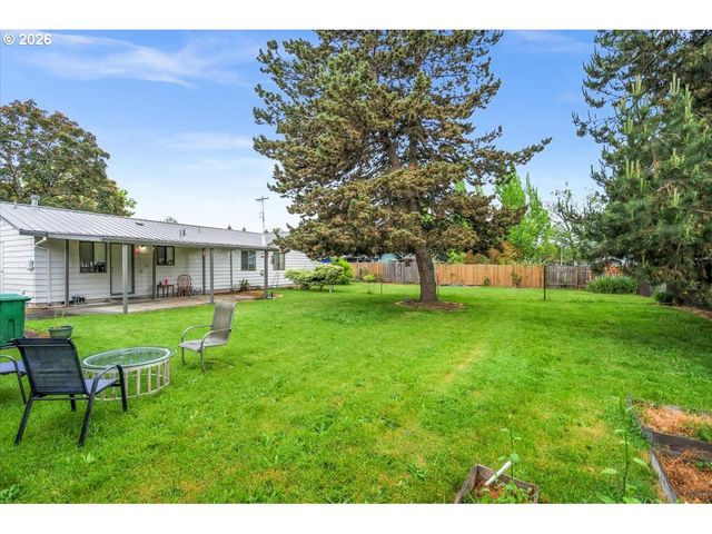 3013 22ND Ave, Forest Grove, OR 97116