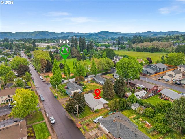 3013 22ND Ave, Forest Grove, OR 97116