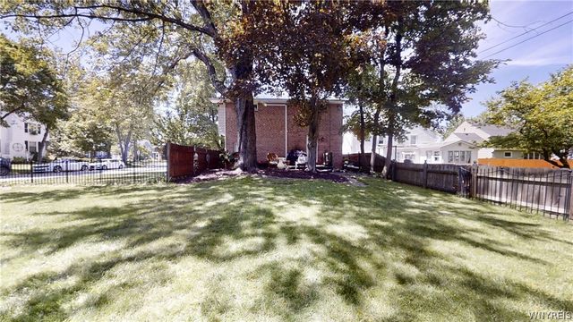 293 Burroughs Drive, Amherst, NY 14226