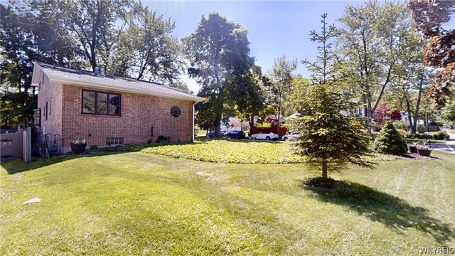 293 Burroughs Drive, Amherst, NY 14226