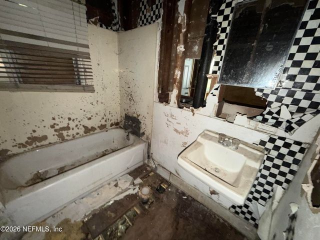 1863 E 25TH Street, Jacksonville, FL 32206