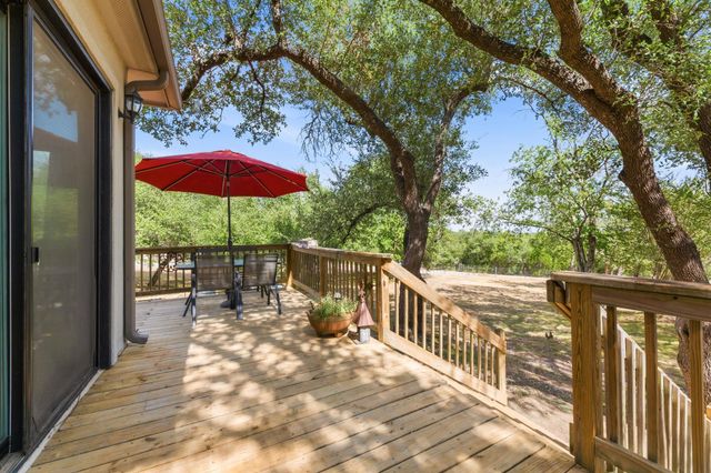 601 Winding Oak DR, Leander, TX 78641