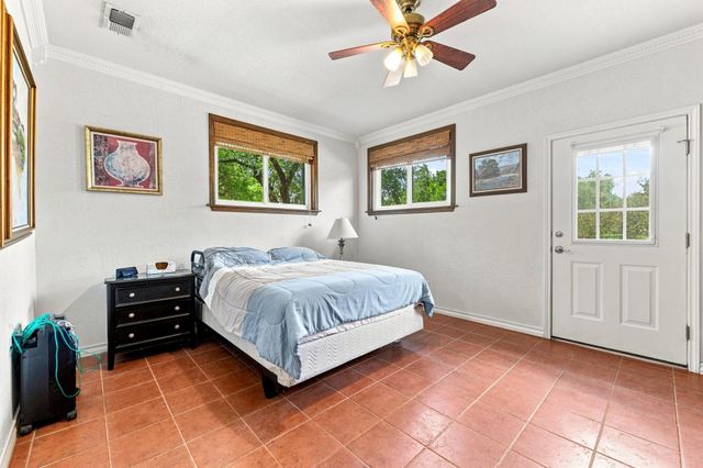 601 Winding Oak DR, Leander, TX 78641