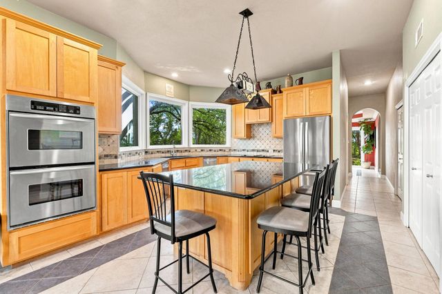601 Winding Oak DR, Leander, TX 78641