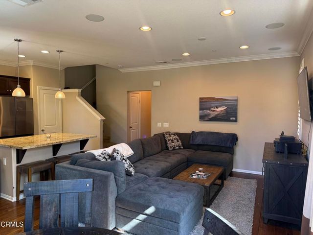 2967 Palmera Lane, Simi Valley, CA 93065
